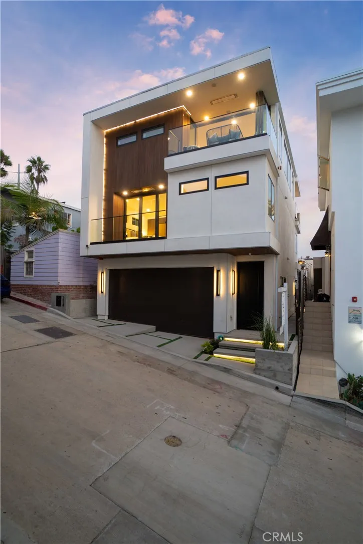 Additional image 56 of 214 El Porto Street, Manhattan Beach, CA 90266