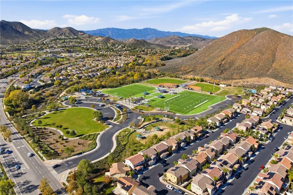 36745 Braken Way, Lake Elsinore, CA 92532