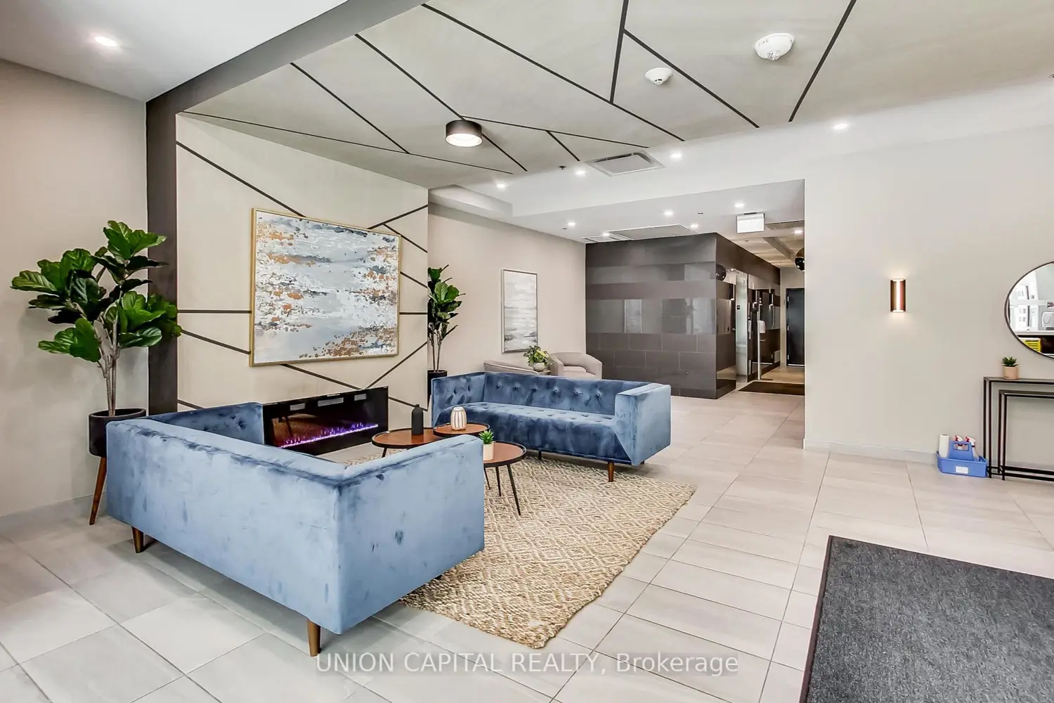 Additional image 3 of 60 Charles Street 801