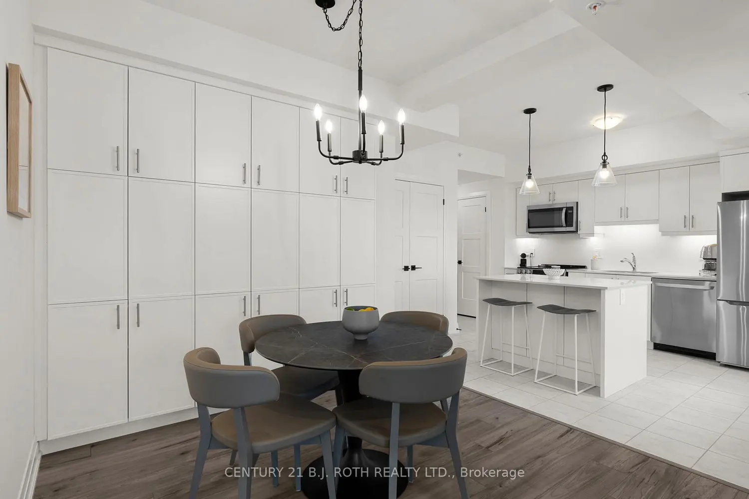 Additional image 9 of 15 Kneeshaw Drive 511