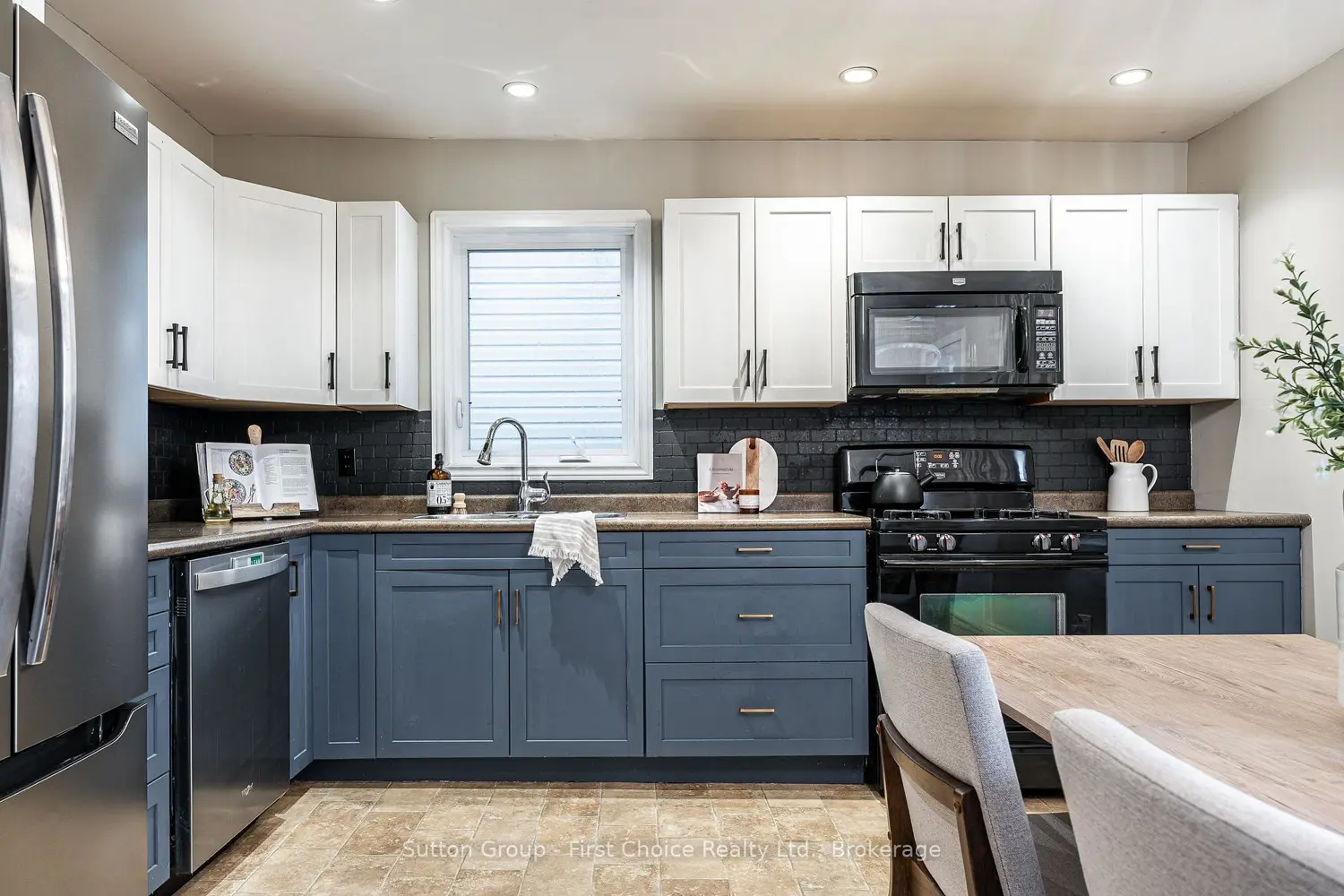 Additional image 4 of 39 William St Street