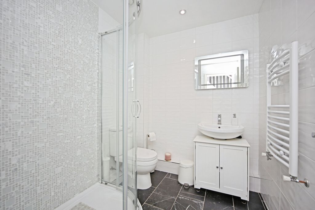 Additional image 10 of 4 bed end terrace house for saleElm Drive, Birmingham B31