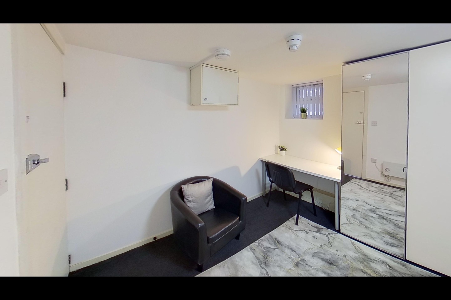 Additional image 4 of Bedsit, Gilda Brook Road, M30, N1 7GU