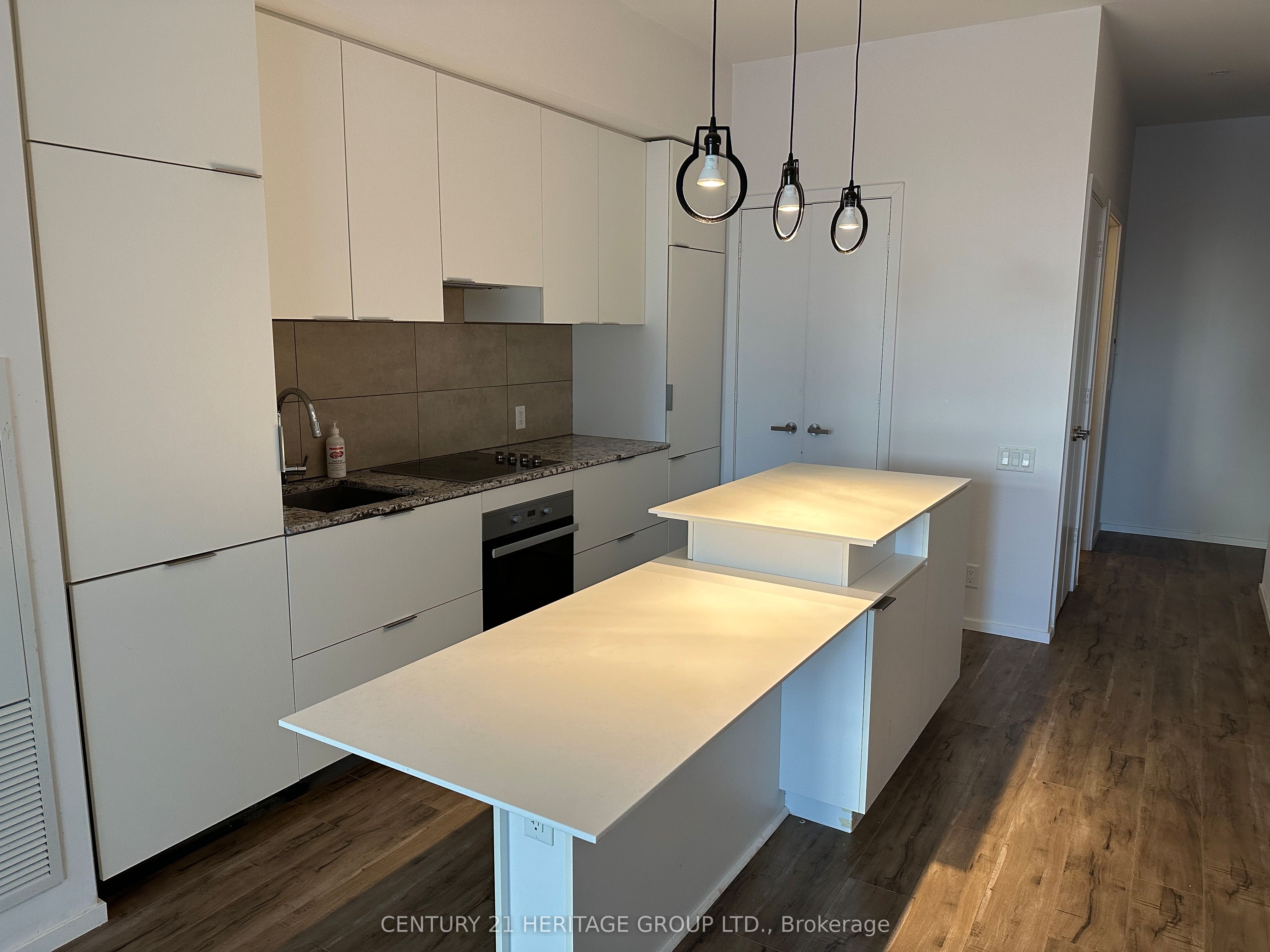 Additional image 2 of 324-5 St Joseph Street, Toronto, ON, M4Y 0B6