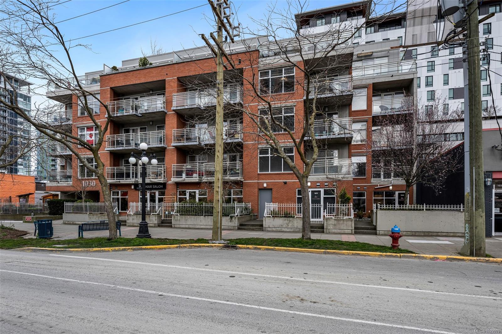 Additional image 2 of 509-1030 Yates Street, Victoria, BC, V8V 5A7