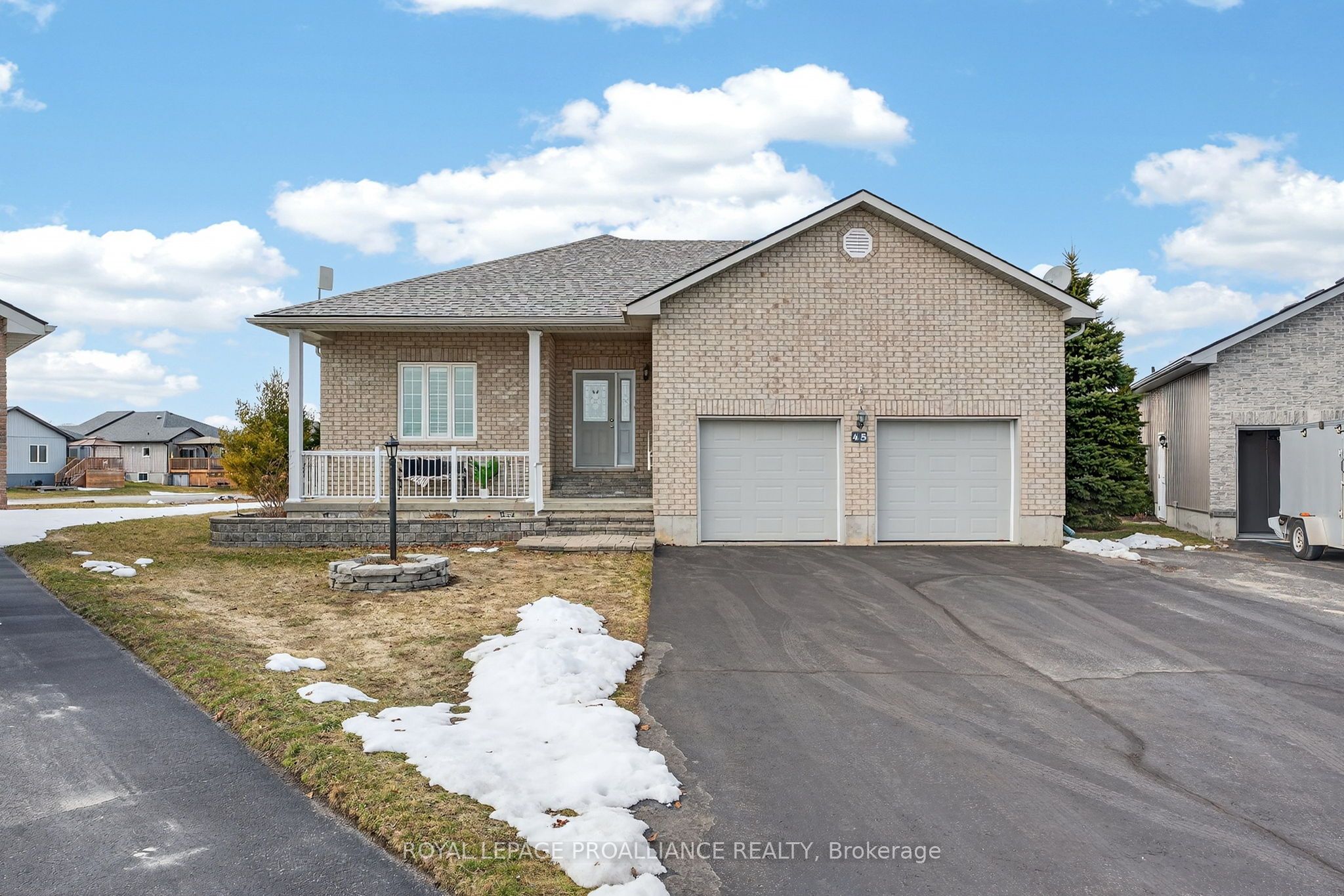 45 Maplehurst Crescent, Prince Edward County, ON, K0K 3L0