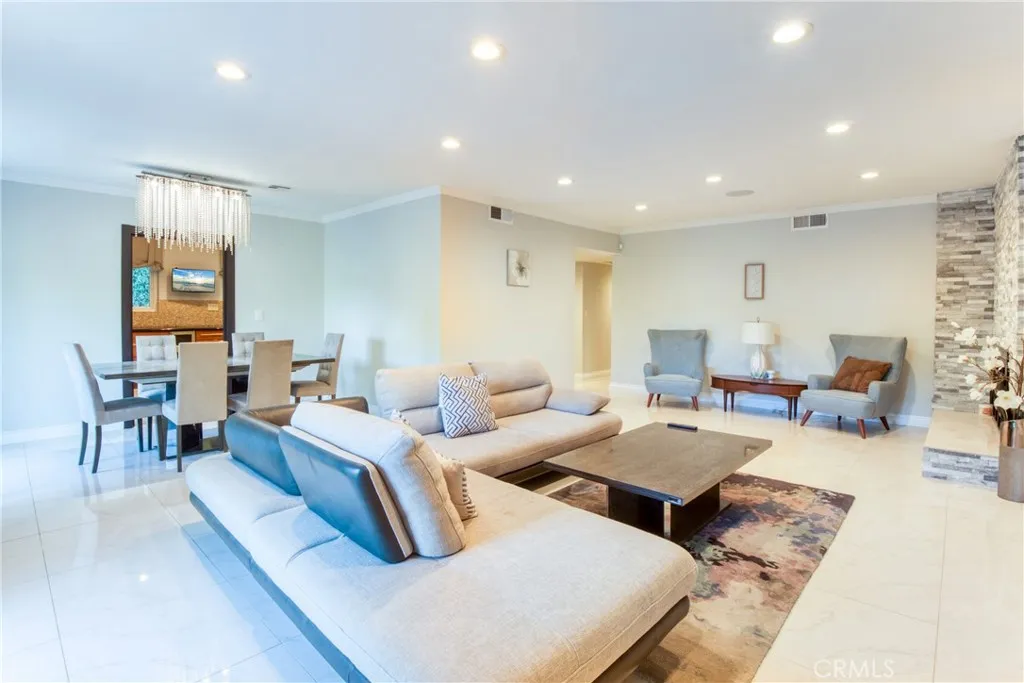 Additional image 8 of 7796 Skyhill Drive, Los Angeles, CA 90068