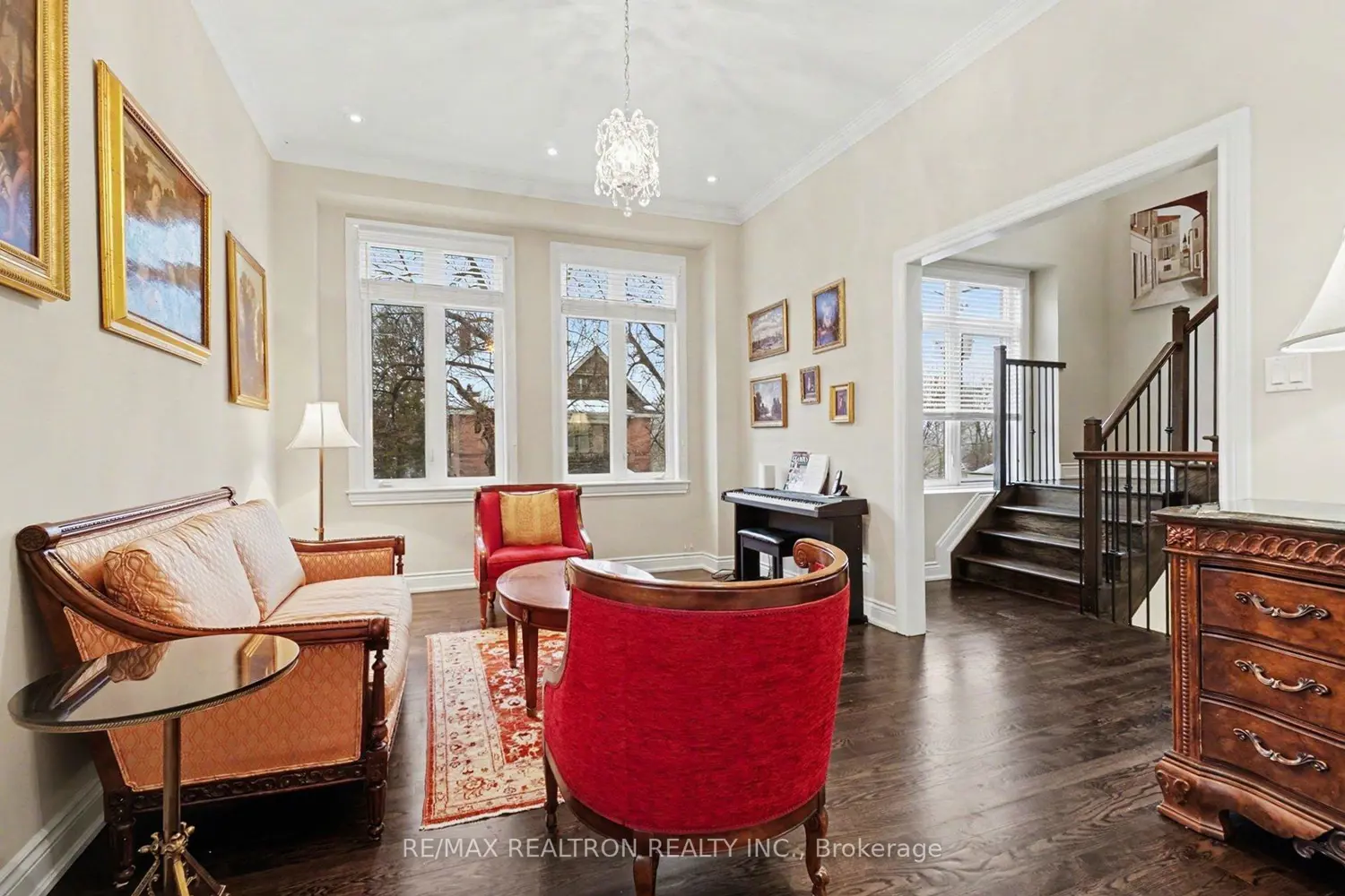610 Besserer Street photo 4