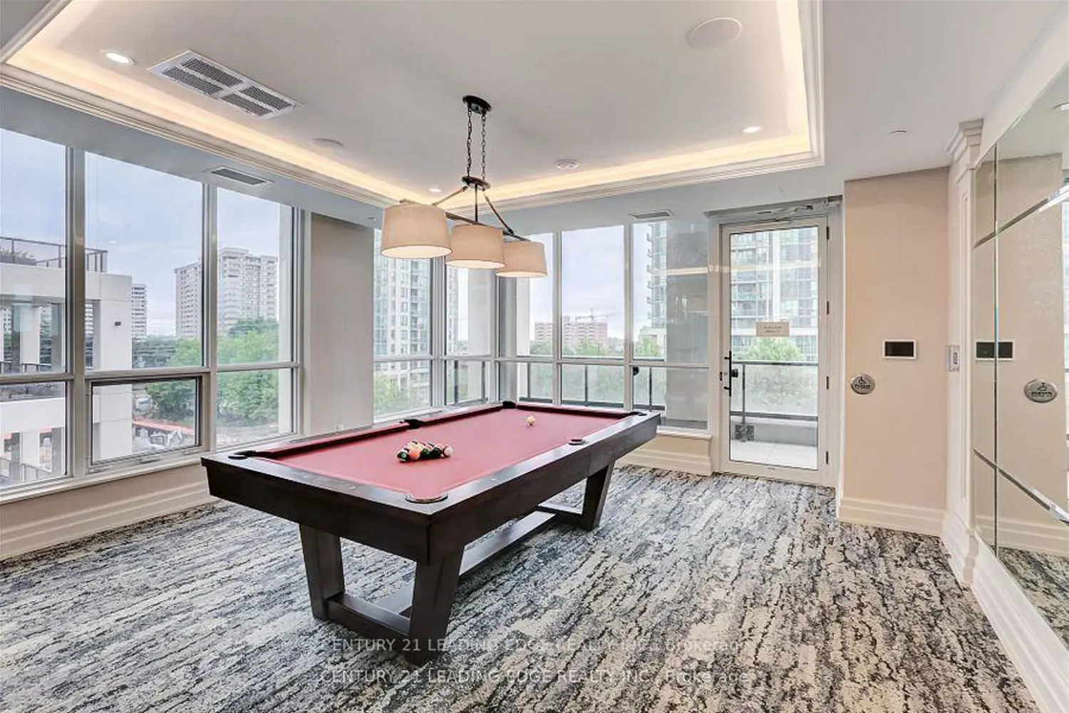 Additional image 17 of 36 Elm Drive 803