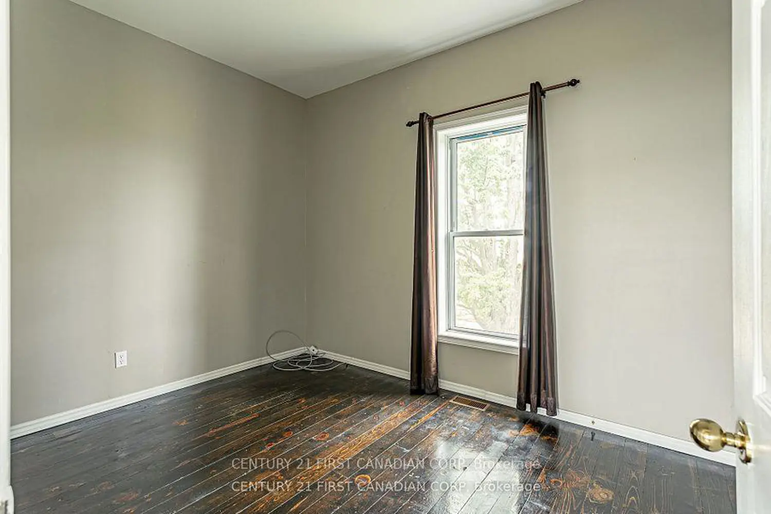 Additional image 10 of 50917 Yorke Line