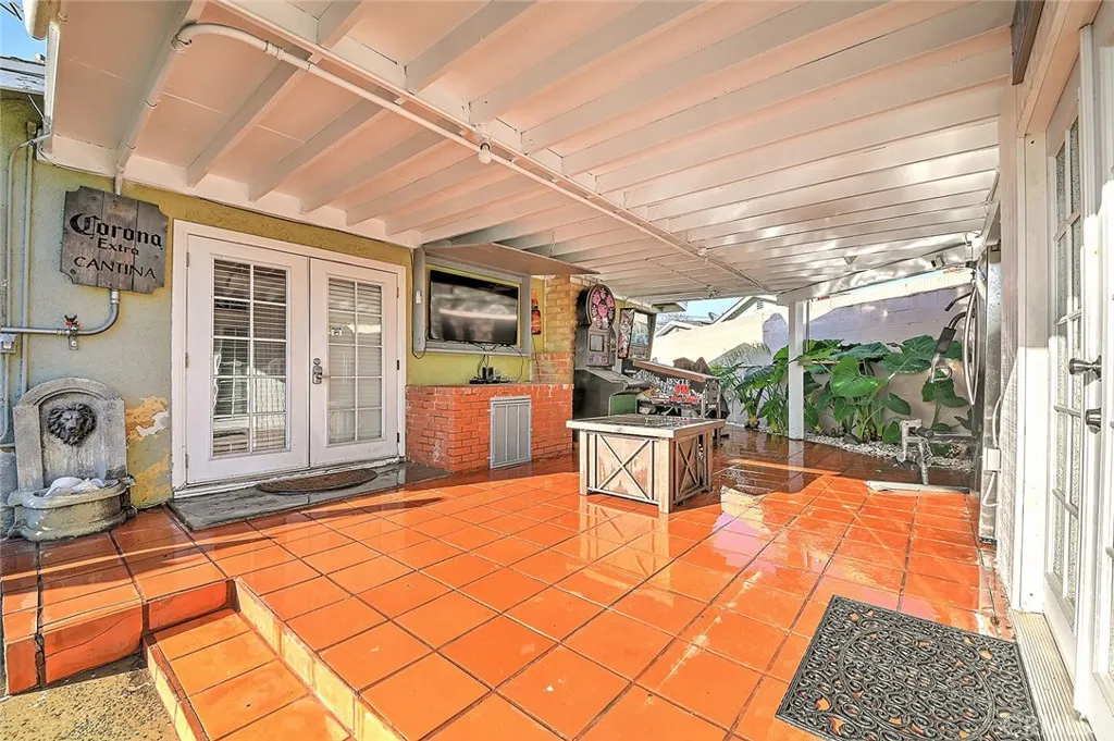 Additional image 40 of 8297 E Carburton St, Long Beach, CA 90808