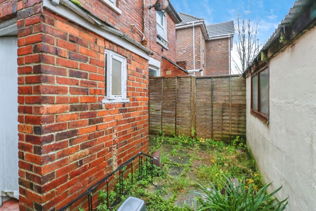 Additional image 10 of 4 bed terraced house for salePalmerston Road, Bournemouth BH1