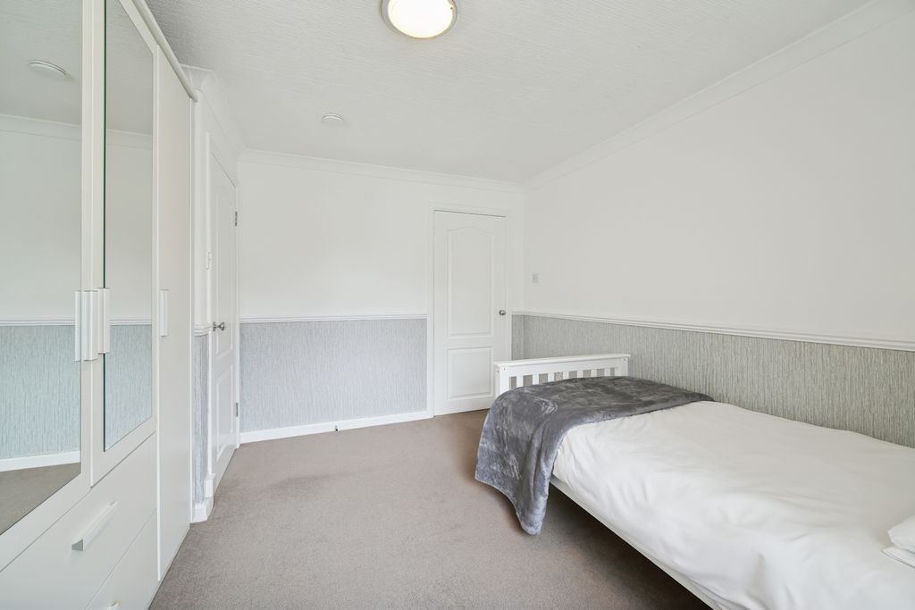 Additional image 11 of 2 bed flat for saleAlbert Avenue, Grangemouth FK3