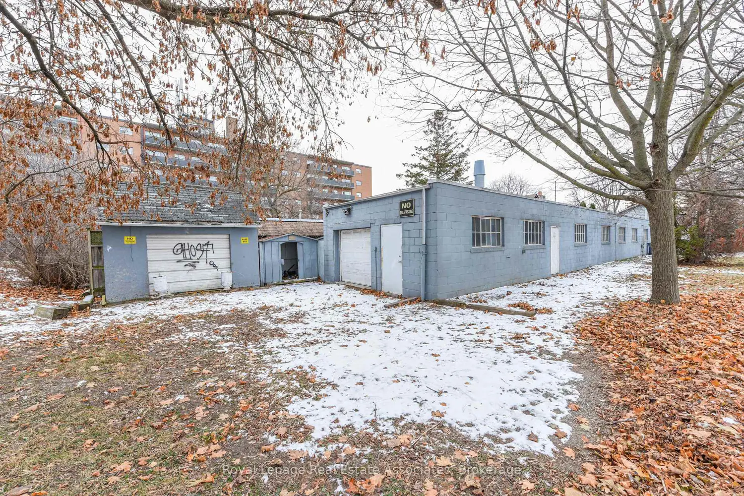 Additional image 4 of 1089 Seneca Avenue