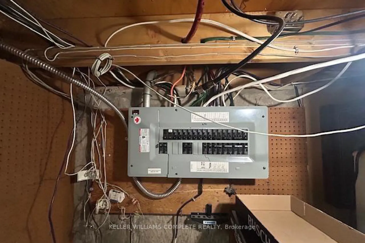 Additional image 16 of 453 Leonard Avenue