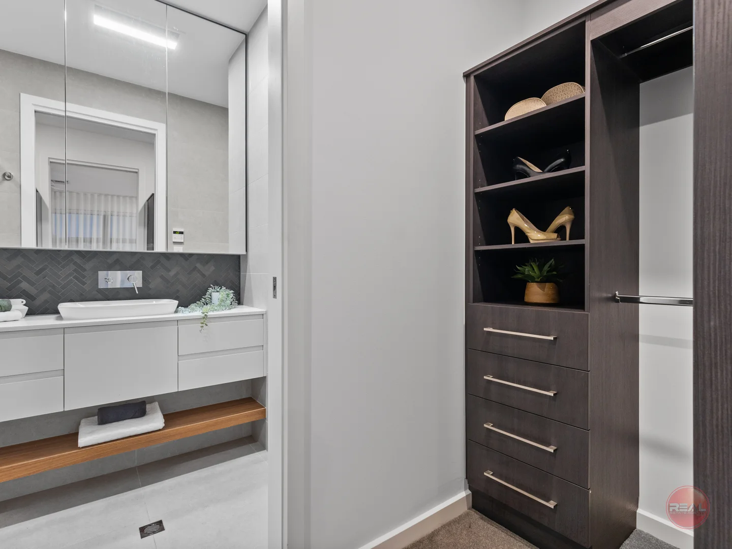 Additional image 19 of 54 St Andrews Crescent, Novar Gardens SA 5040