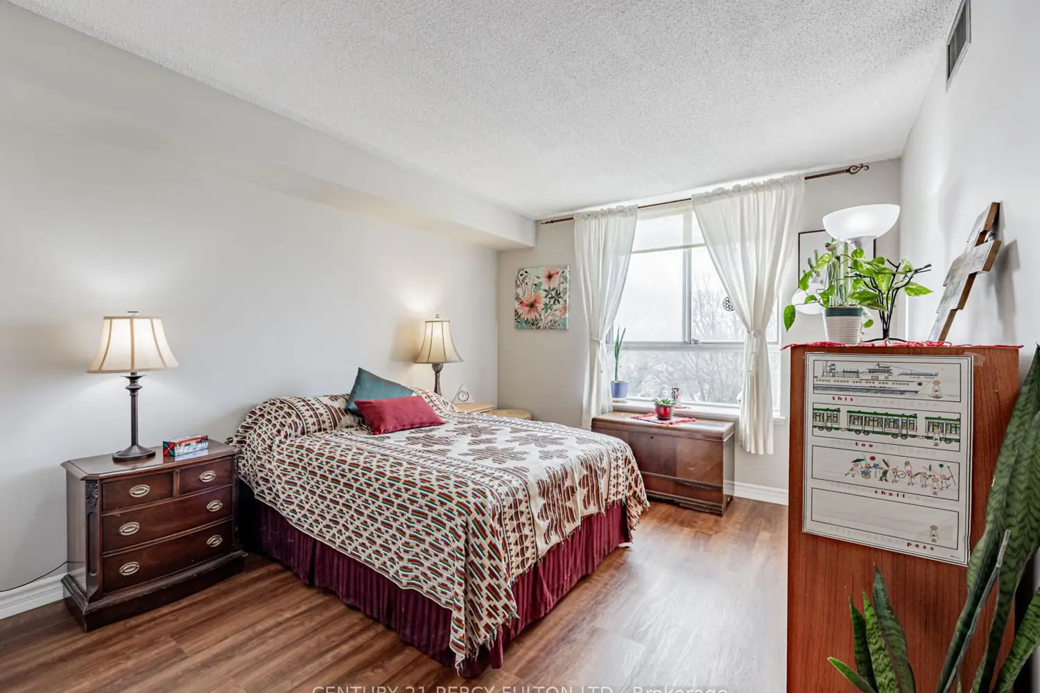 Additional image 14 of 1485 Lakeshore Road 909