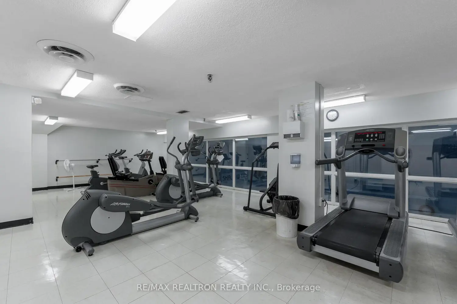 Additional image 15 of 155 Marlee Avenue 909