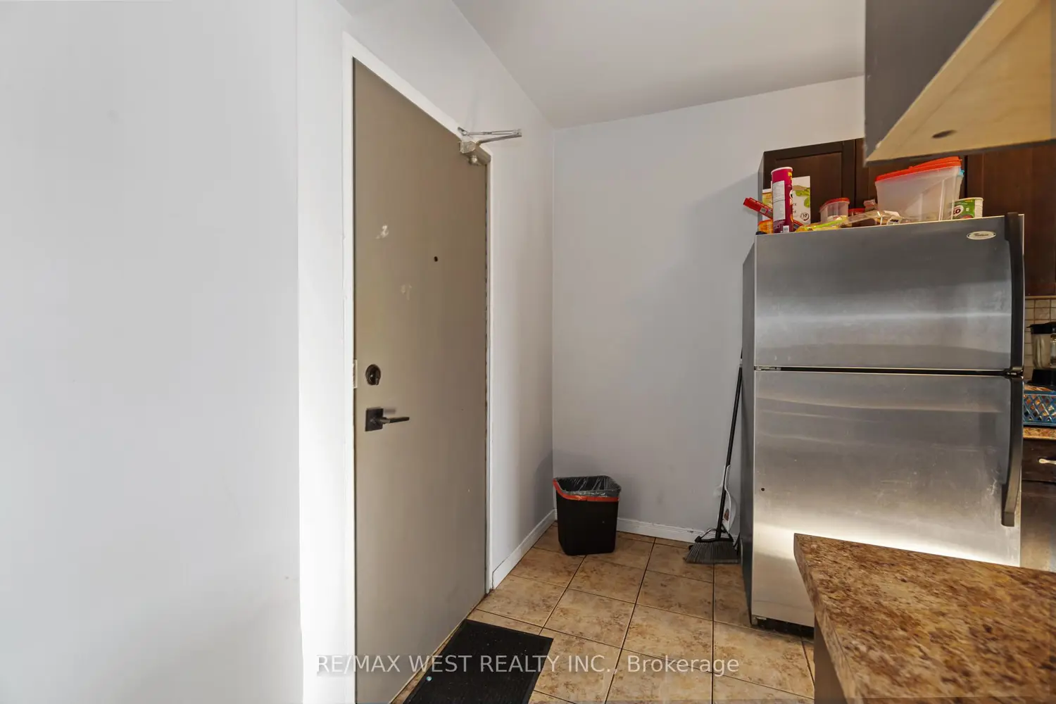 Additional image 20 of 283 Fairway Road 90