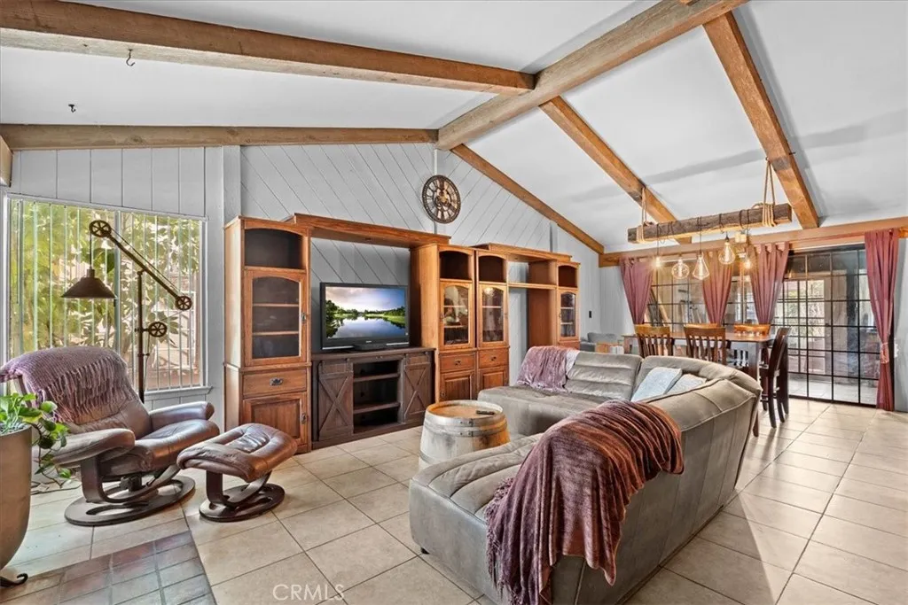 Additional image 46 of 222 Village Sq, Fillmore, CA 93015