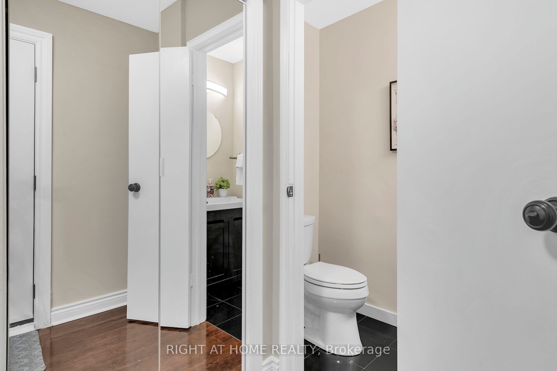 Additional image 6 of 17-1580 Lancaster Drive, Oakville, ON, L6H 2Z5