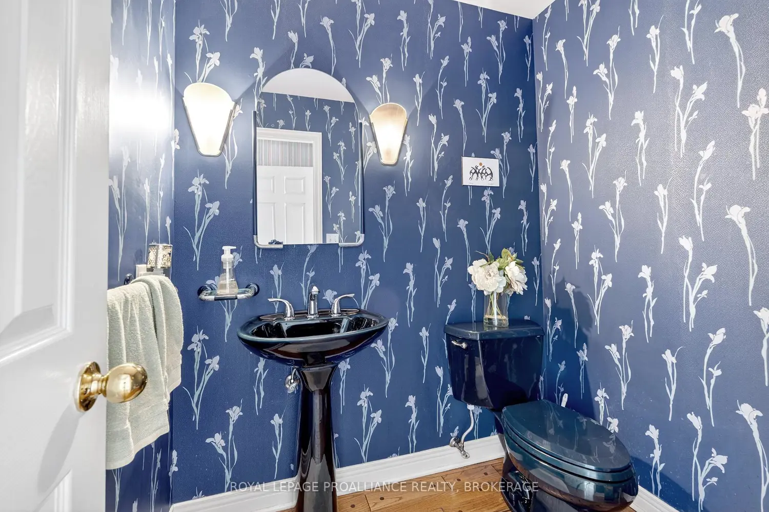 Additional image 8 of 1673 St Lawrence Avenue