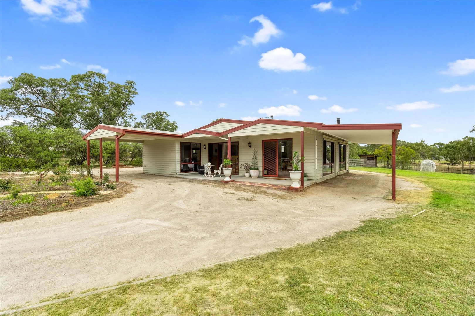 43 Draper Road, Heyfield VIC 3858