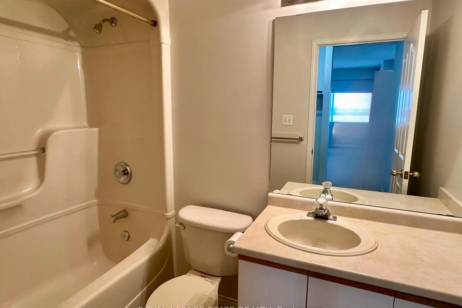 Additional image 11 of 210 Main Street 309