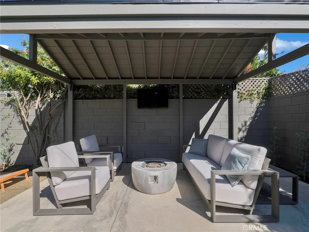 Additional image 34 of 17156 Bullock St, Encino, CA 91316