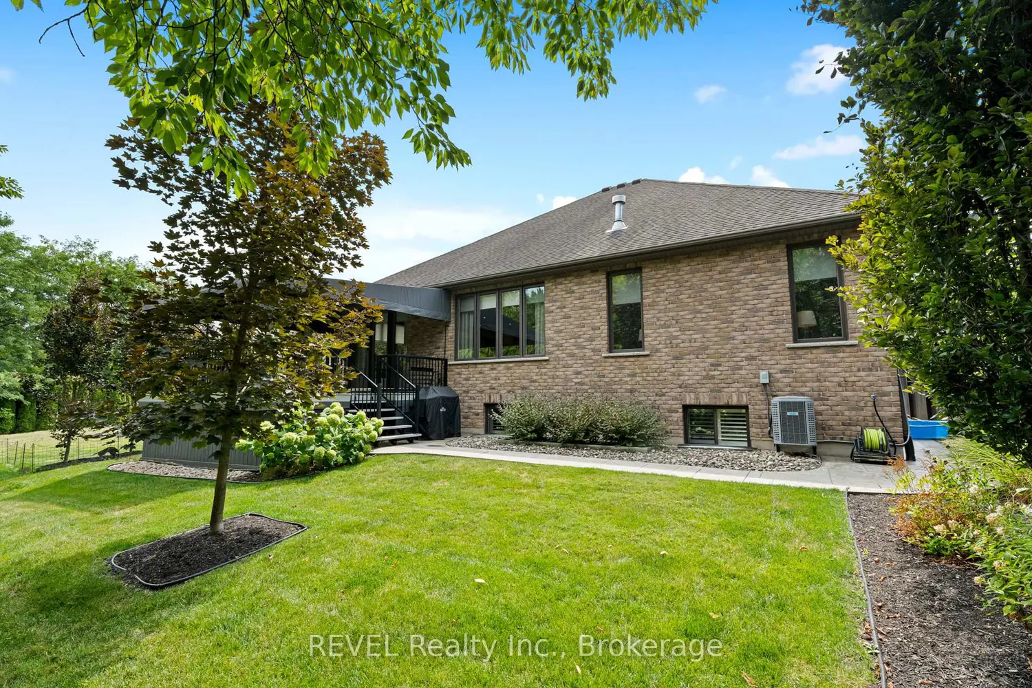 Additional image 17 of 2 Tulip Tree Road