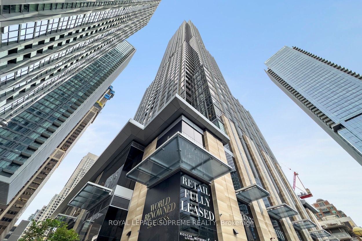 5805-11 Yorkville Avenue, Toronto, ON, M4W 0B7