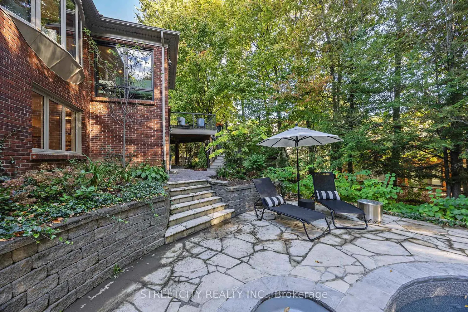 Additional image 18 of 46 Foxborough Grove