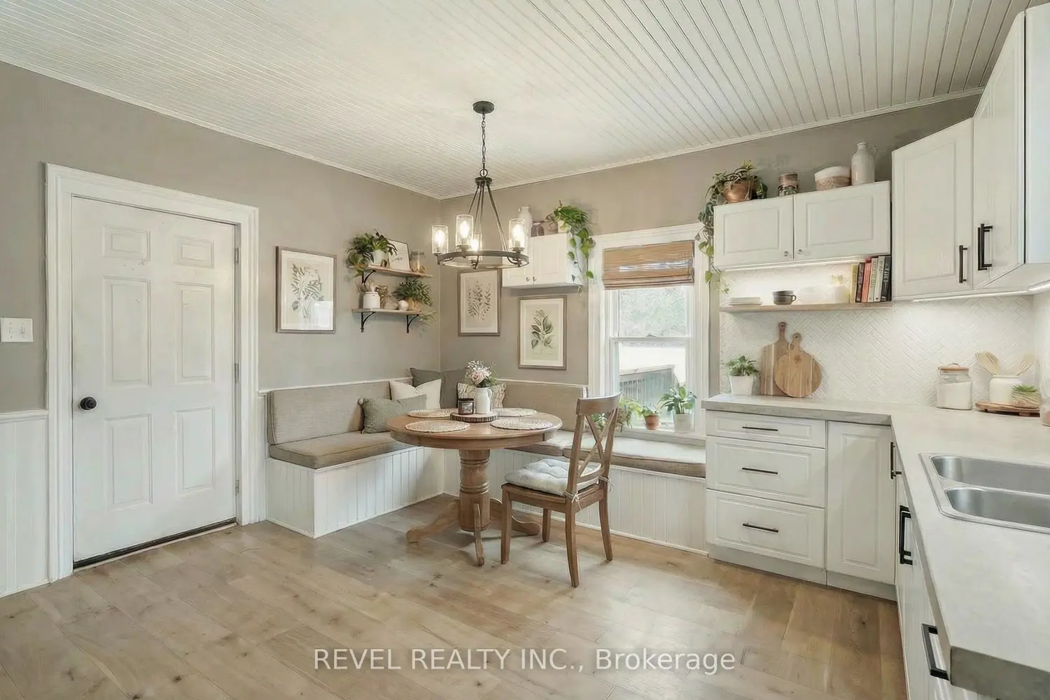 Additional image 12 of 439 Metcalf Street