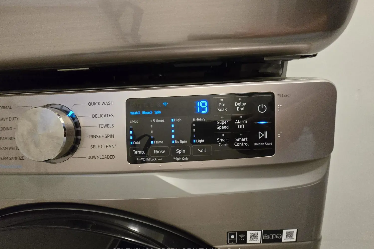 Additional image 20 of 50 Sunflower Crescent