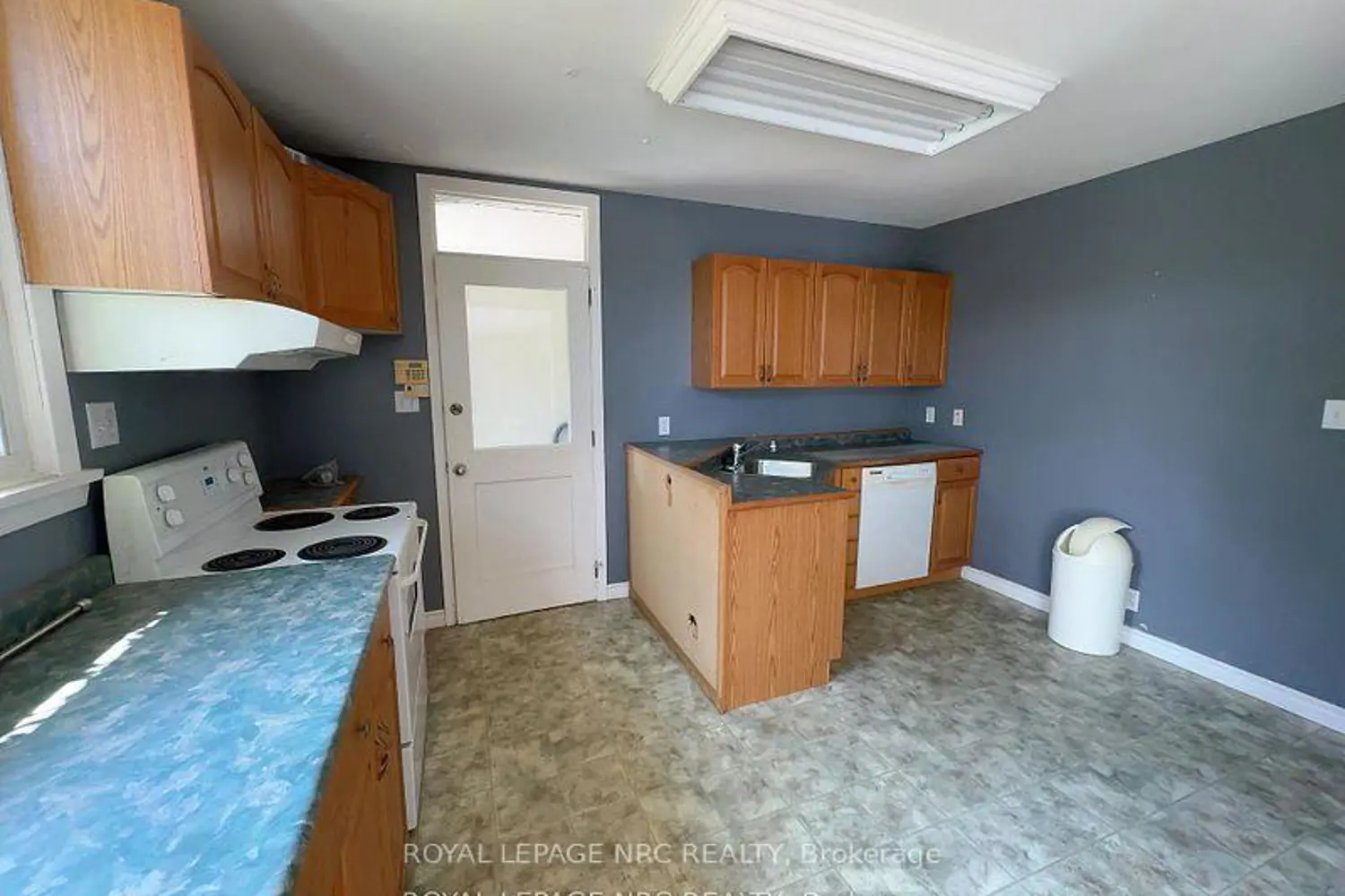 Additional image 7 of 4213/4207 Drummond Rd Road