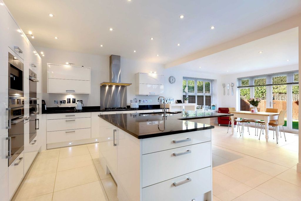 Additional image 2 of 6 bed detached house for saleBarton Drive, Beaconsfield, Buckinghamshire HP9