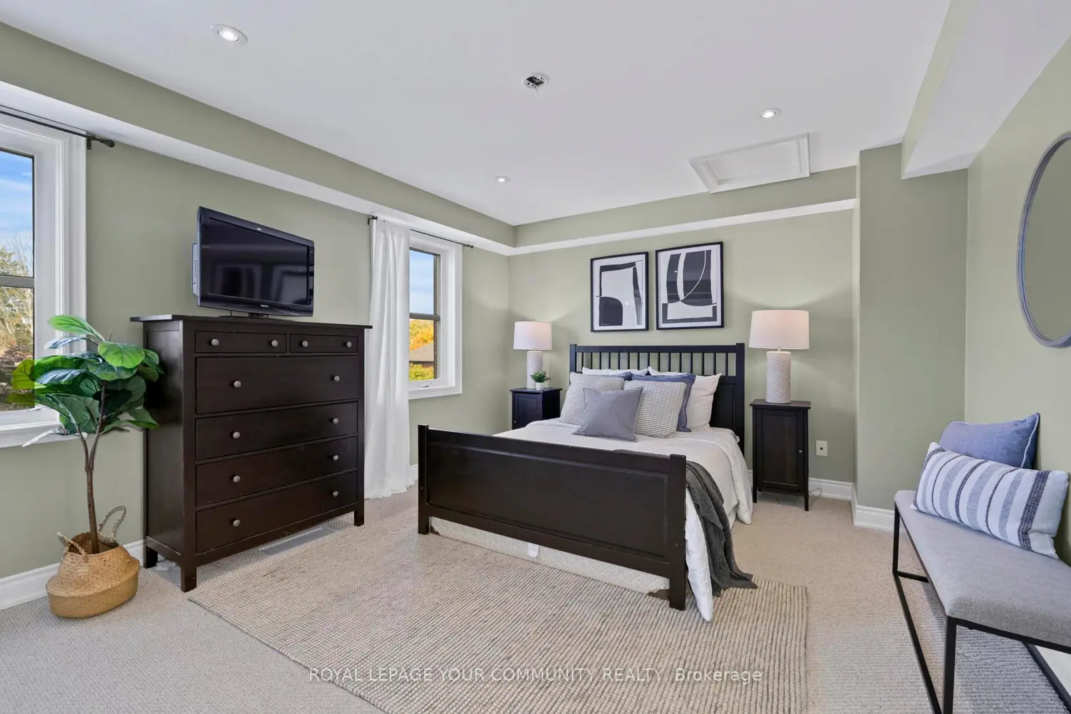 Additional image 9 of 17 Baldwin Street 205