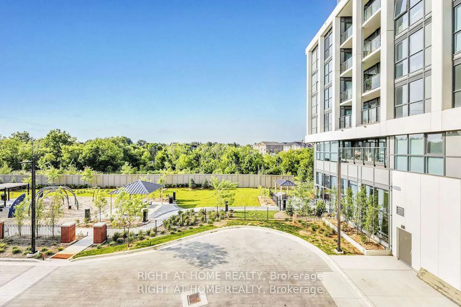 Additional image 15 of 1063 Douglas Mccurdy Common 213