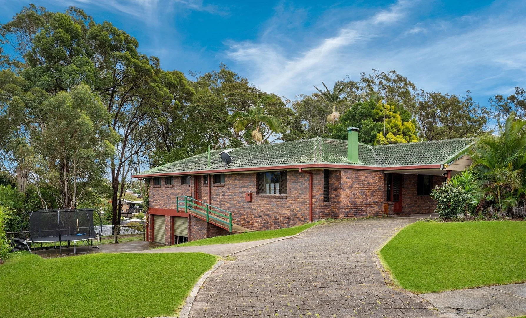 38 Hillview Parade, Ashmore QLD 4214