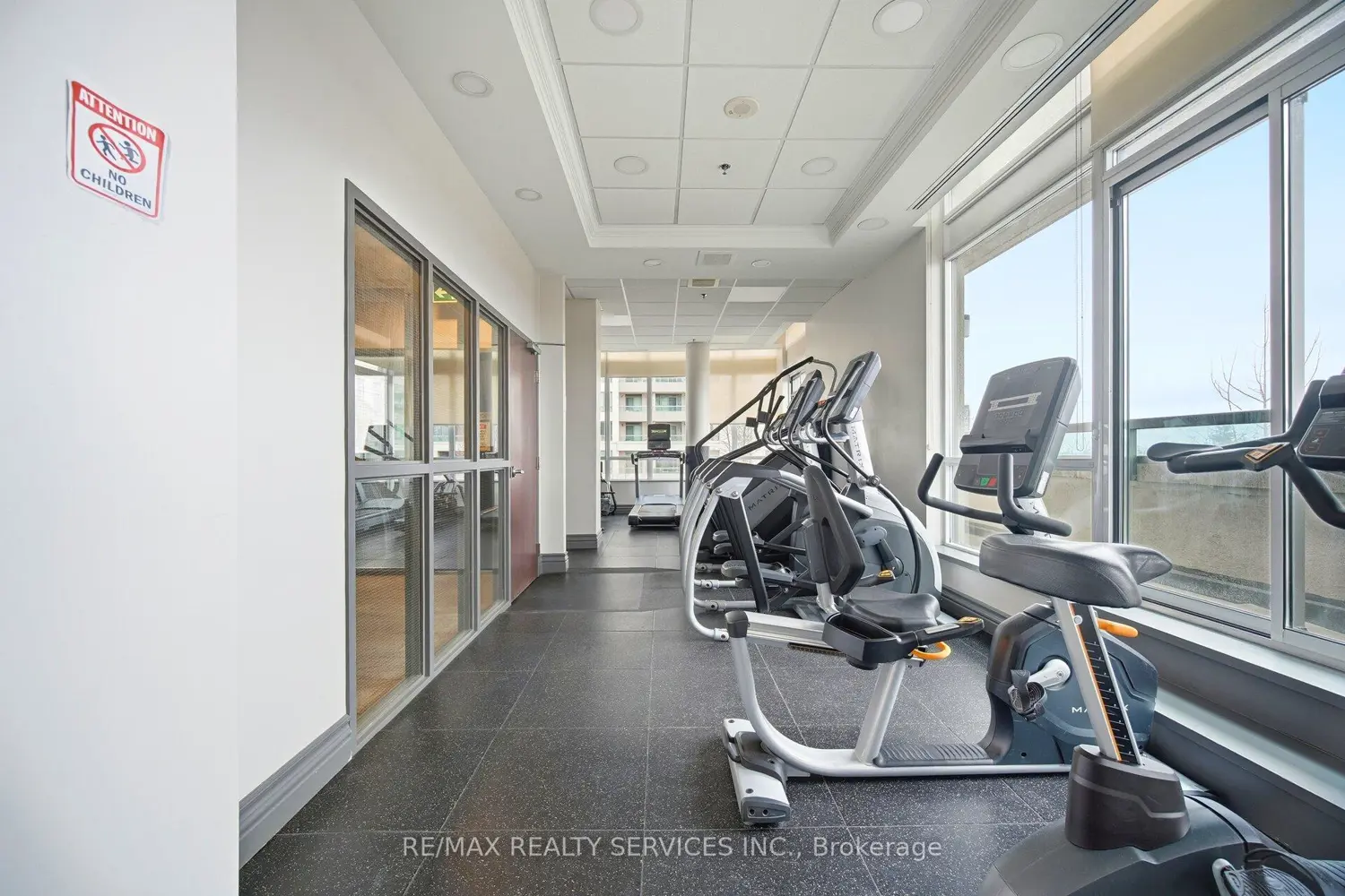 Additional image 19 of 335 Rathburn Road 909