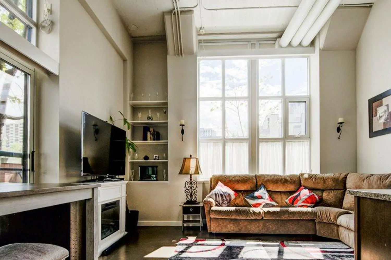 Additional image 14 of 404 King Street 102