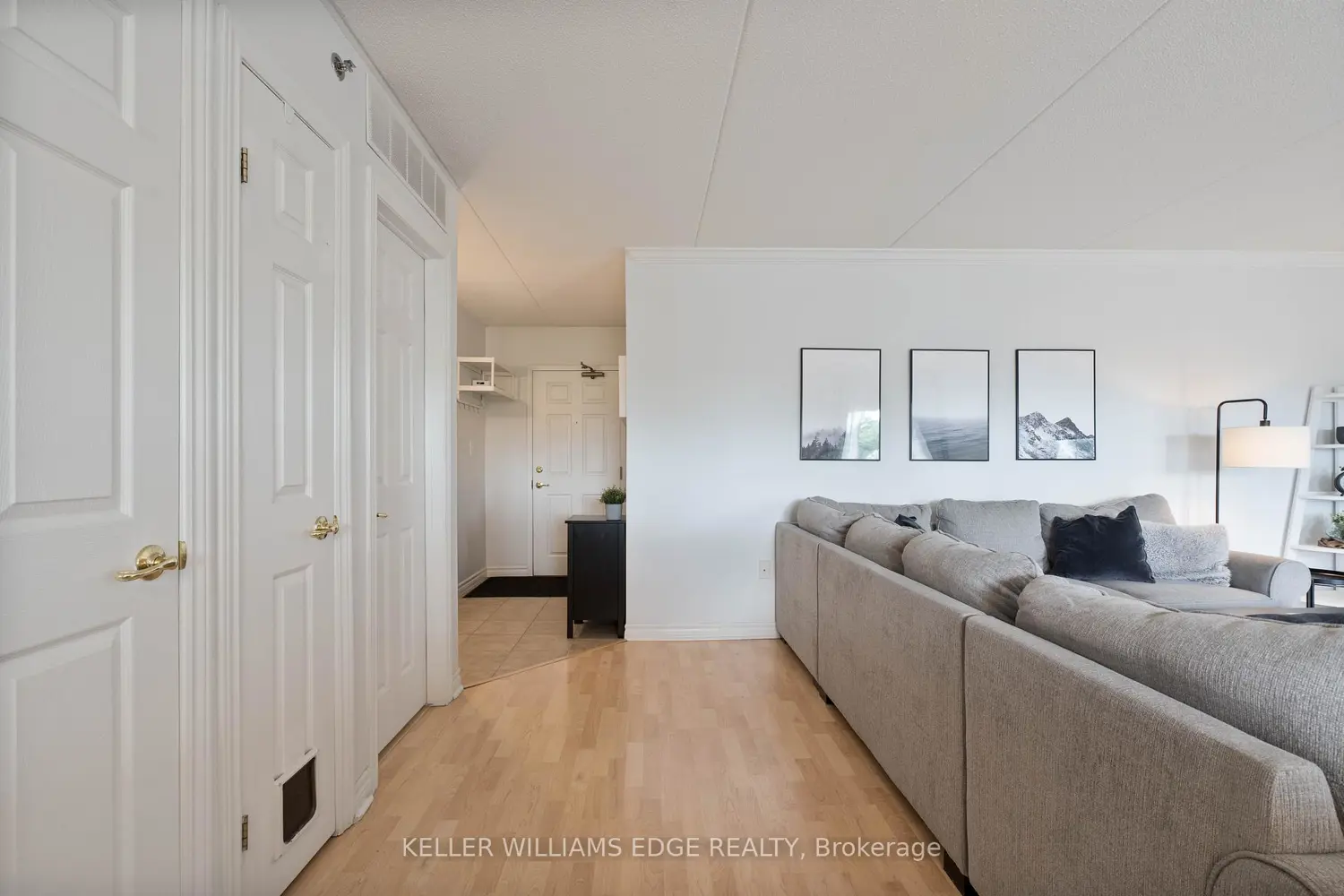 Additional image 2 of 4450 Fairview Street 304