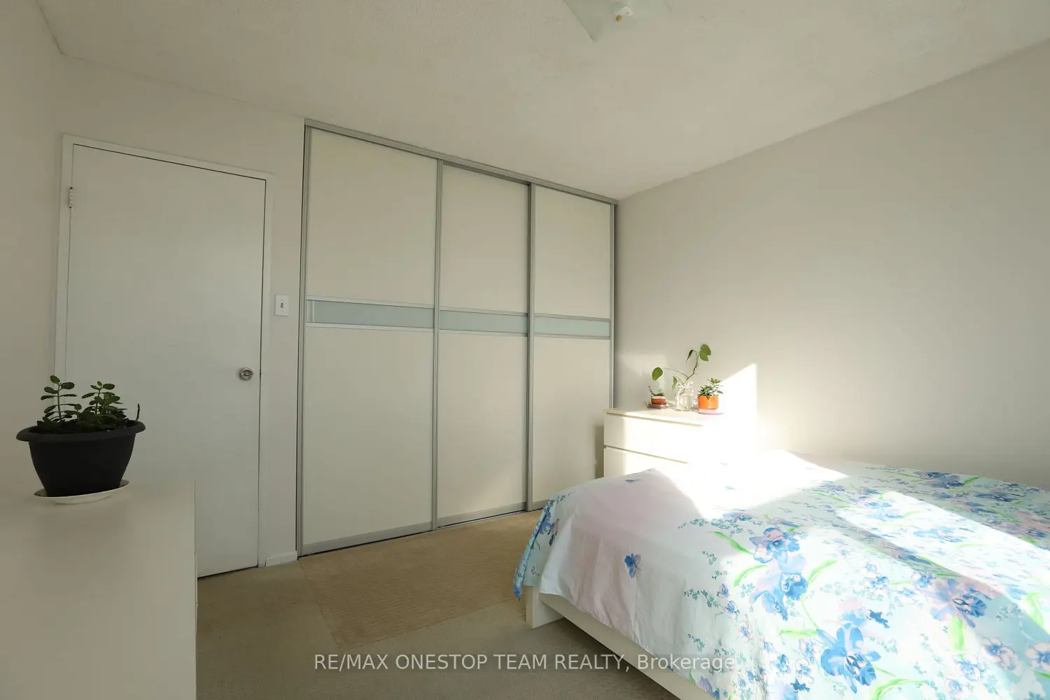 Additional image 11 of 4 Kings Cross Road 402