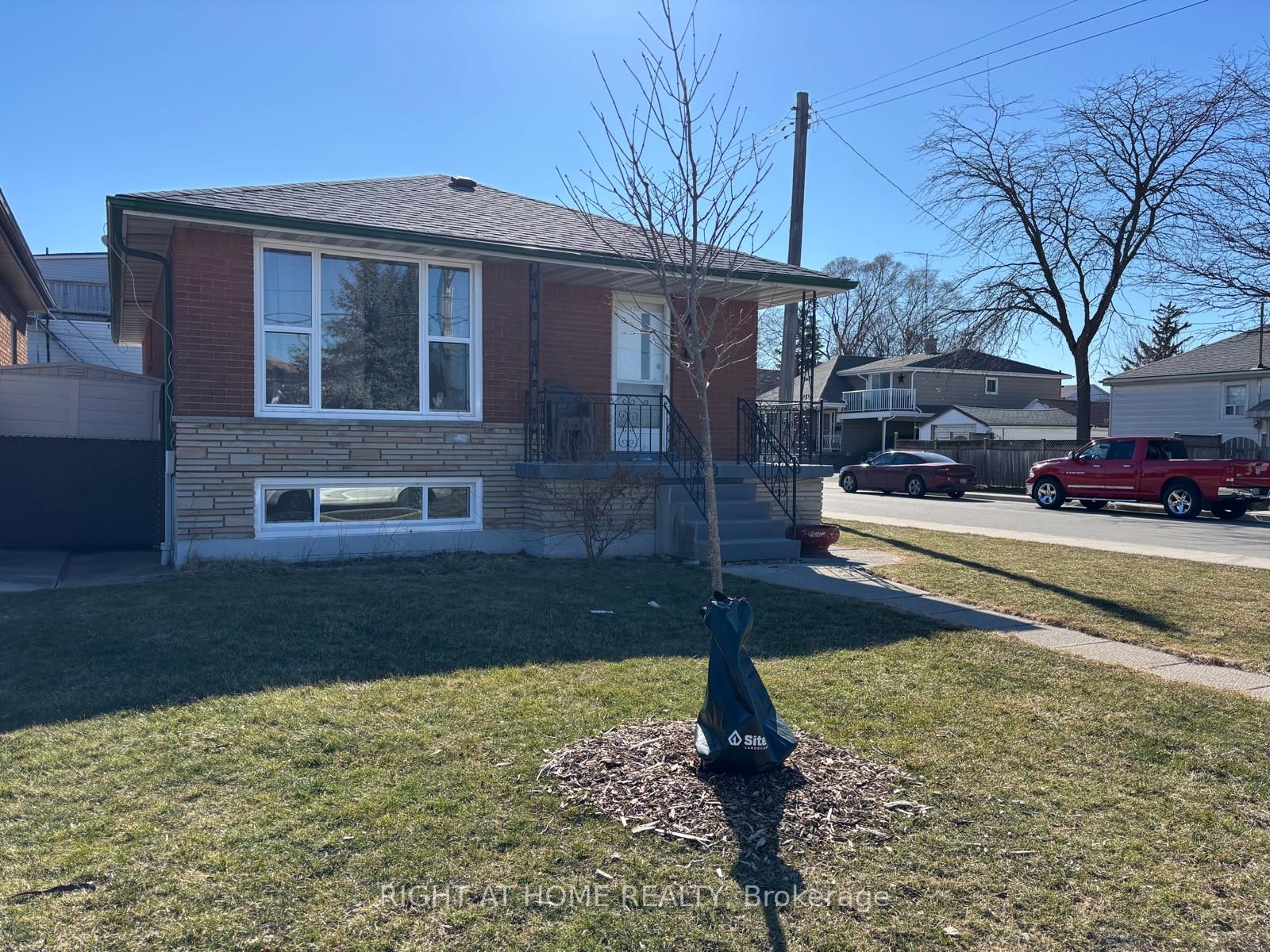 Additional image 2 of 1224 Dunsmure Road, Hamilton, ON, L8H 1L6