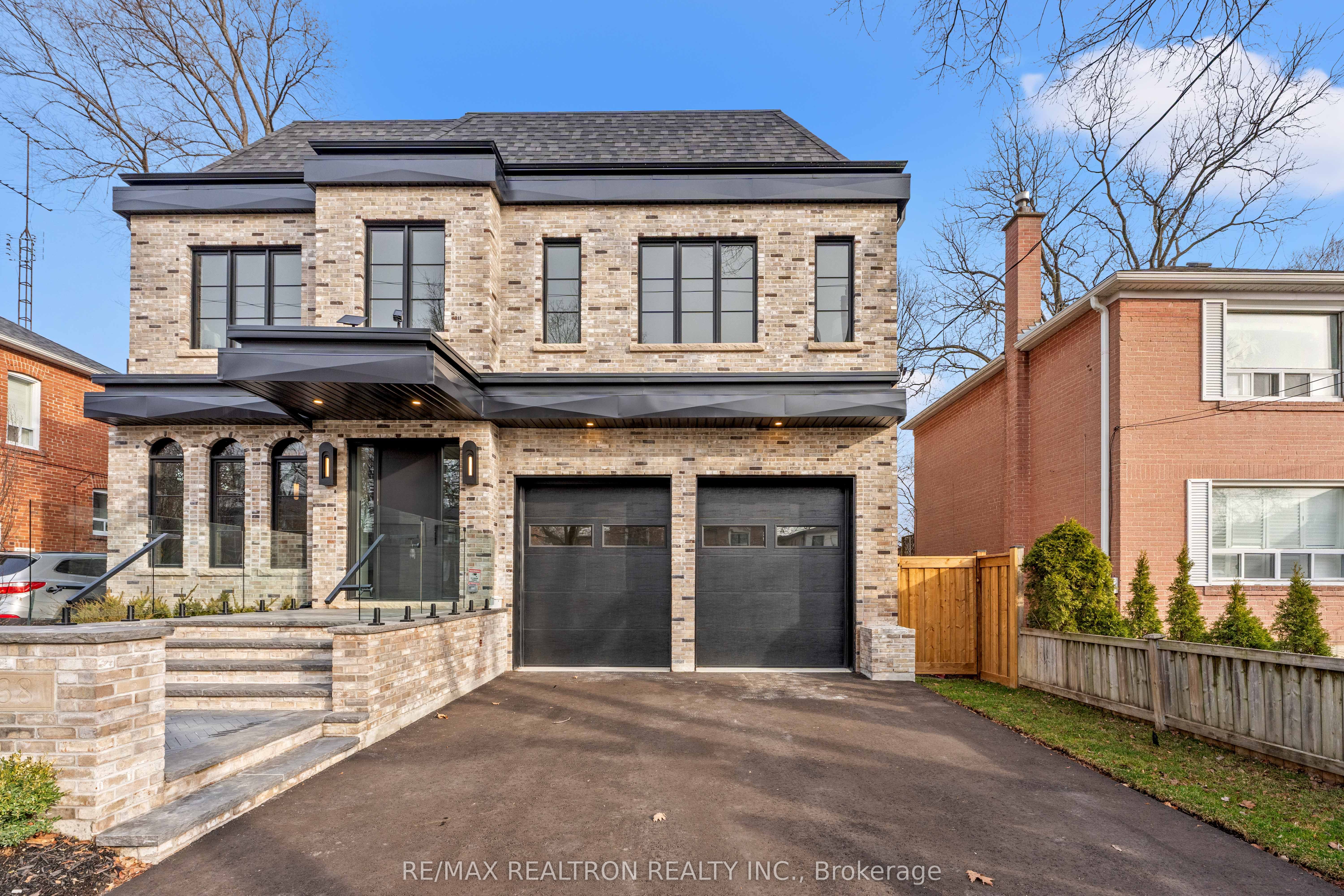 38 Ridgevale Drive, Toronto, ON, M6A 1K8