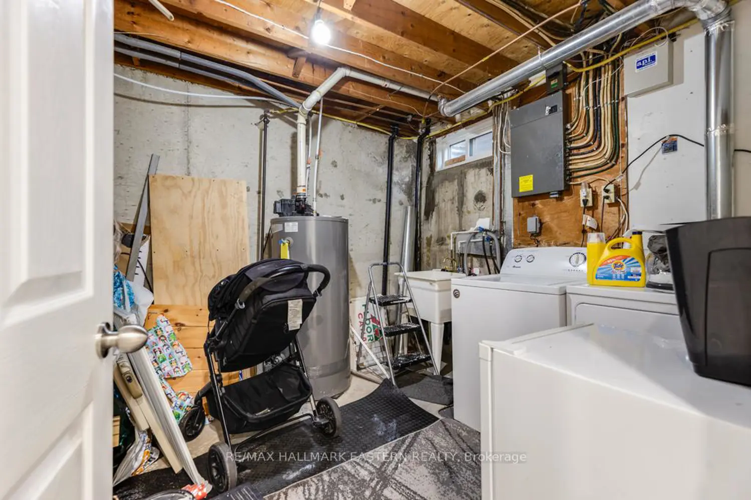 Additional image 13 of 996 Sydenham Road #34