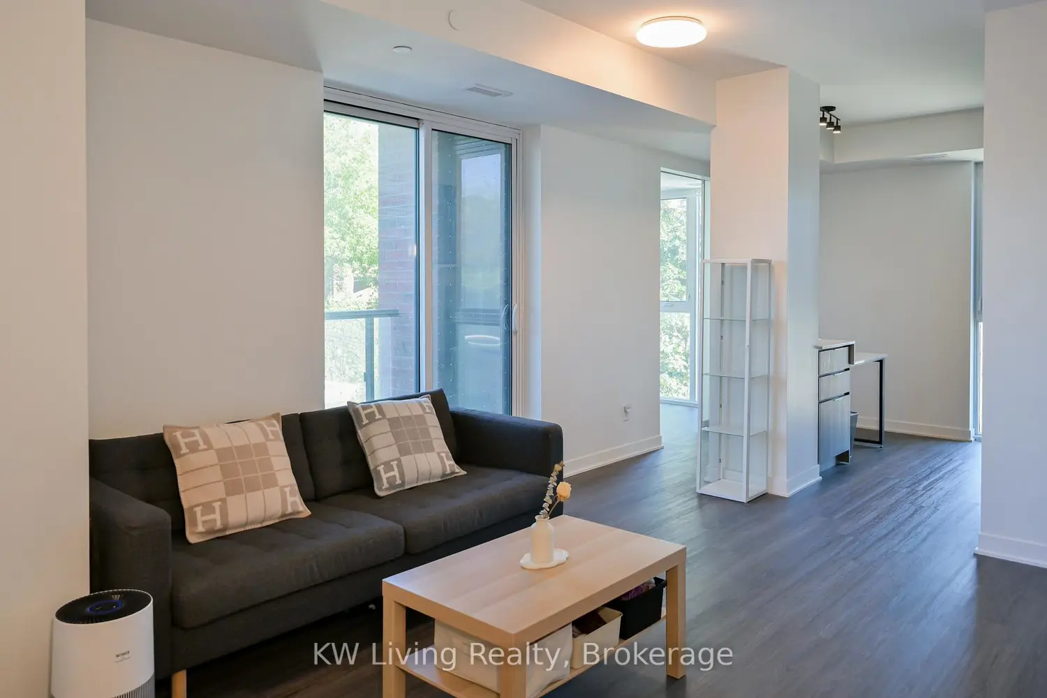 Additional image 13 of 185 Alberta Avenue 303