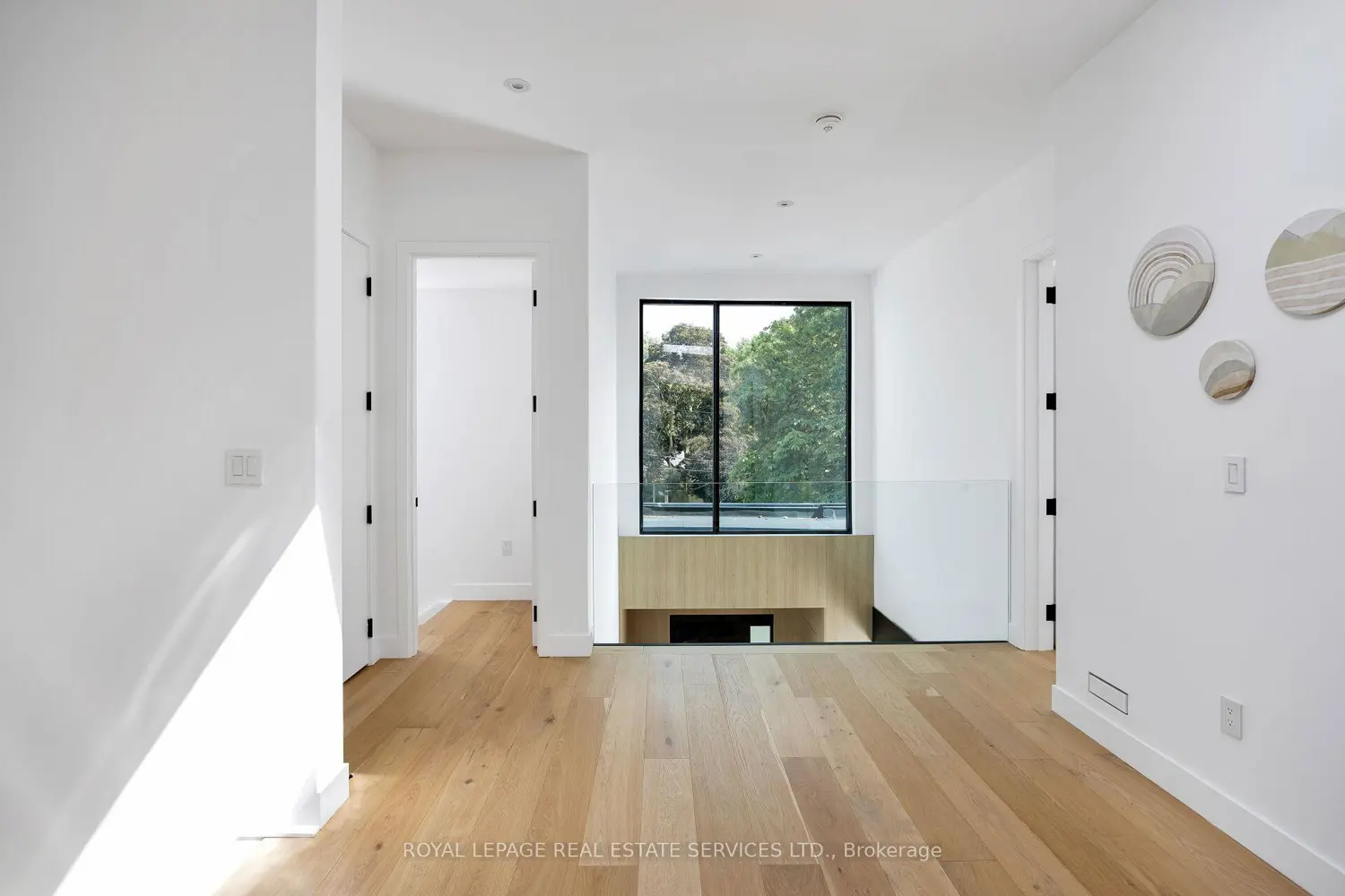 Additional image 4 of 1405 Acton Crescent