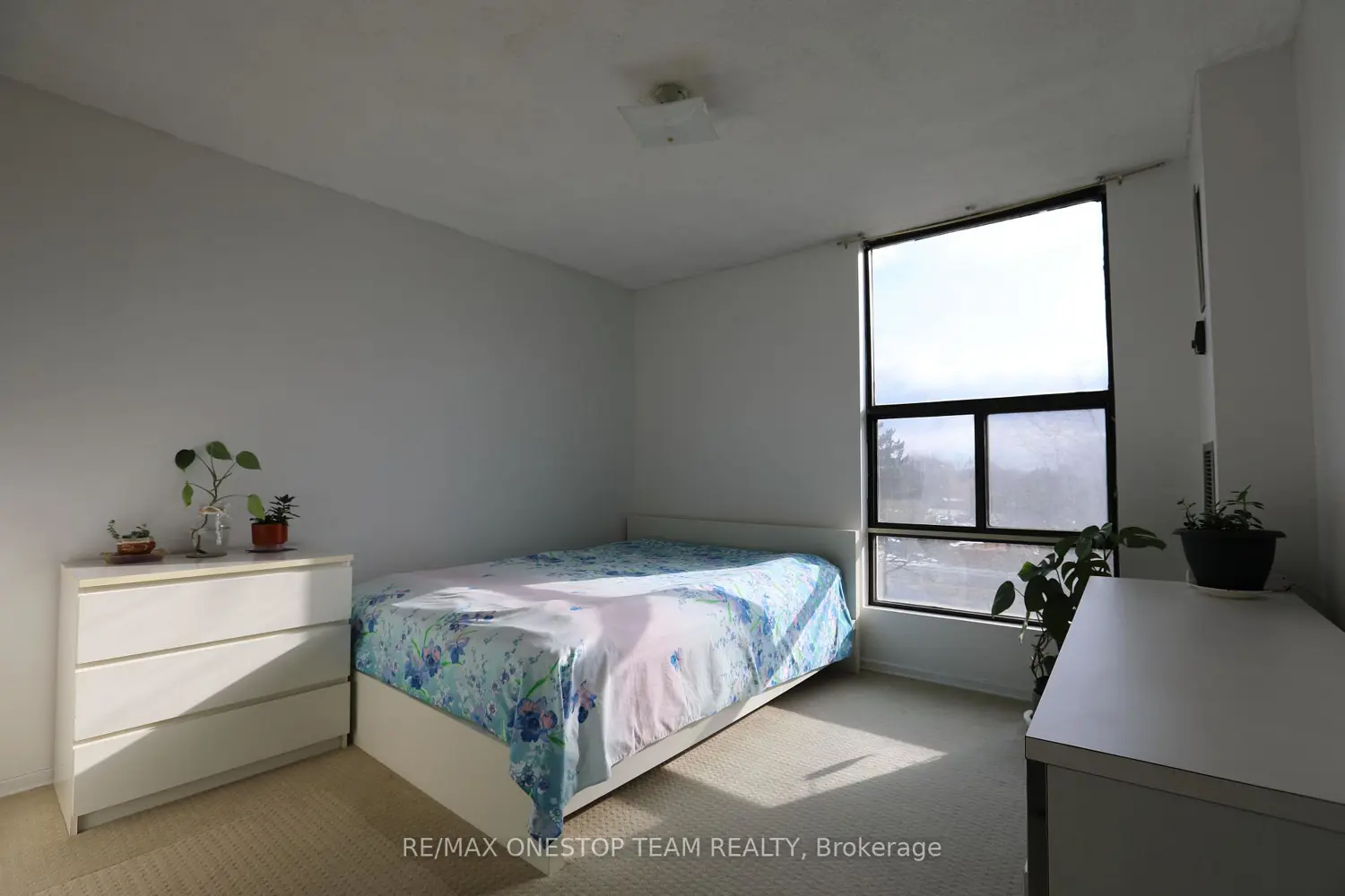 Additional image 12 of 4 Kings Cross Road 402