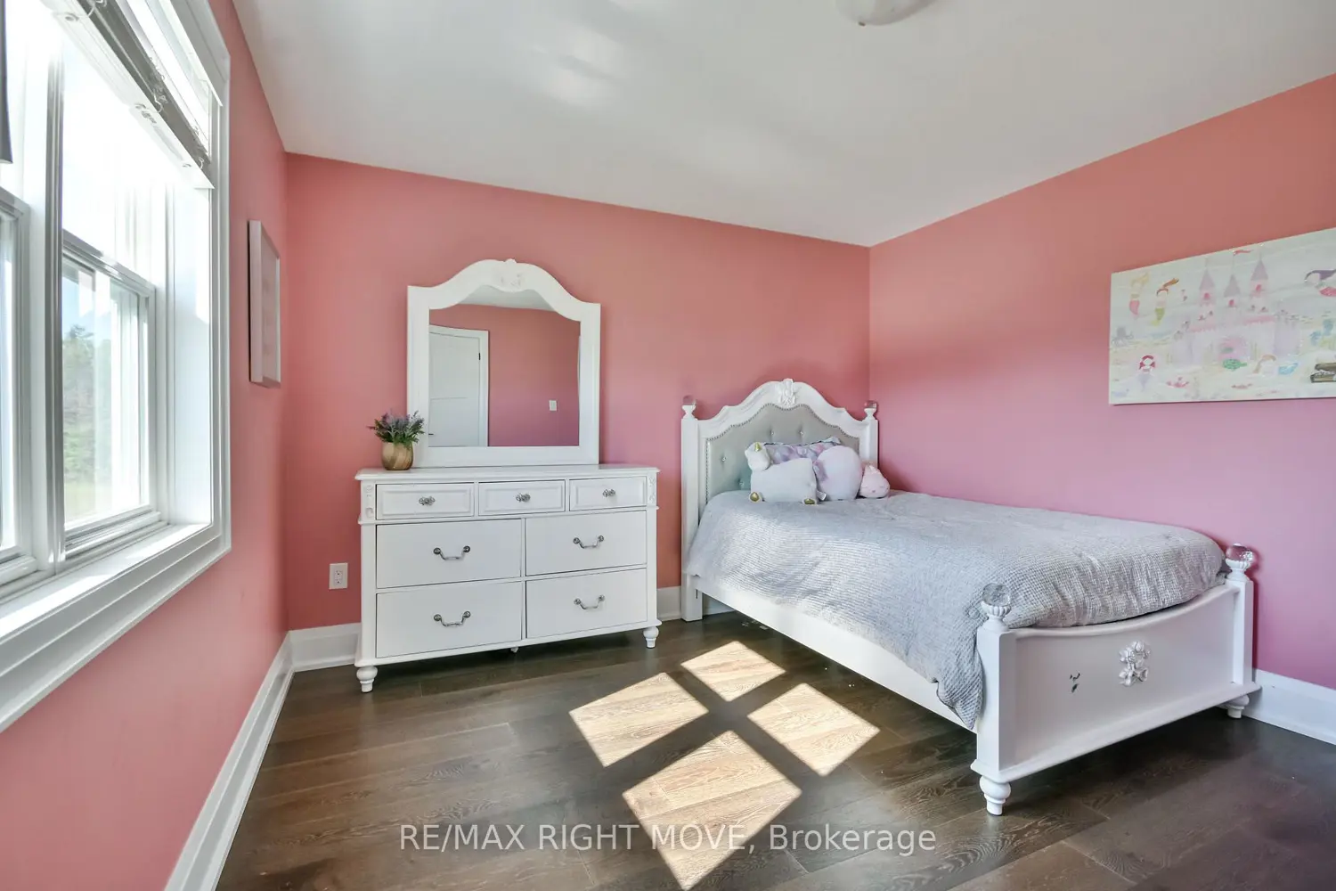 Additional image 16 of 2448 Stockdale Road